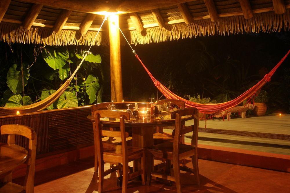 Luna Lodge Carate Luaran gambar